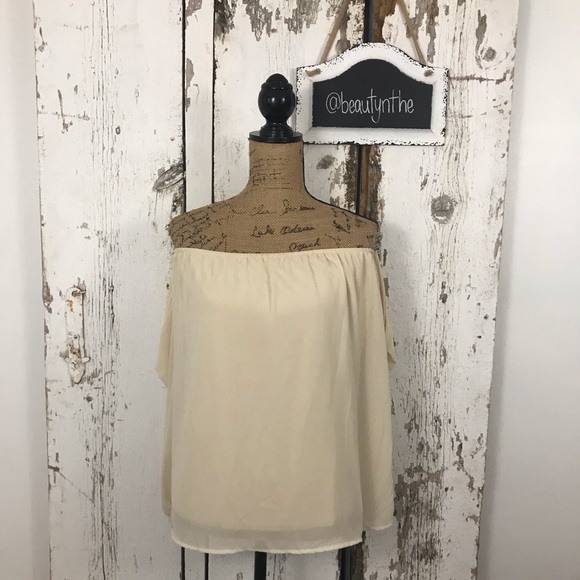 Rachel Kate beige off the shoulder top - Picture 2 of 8